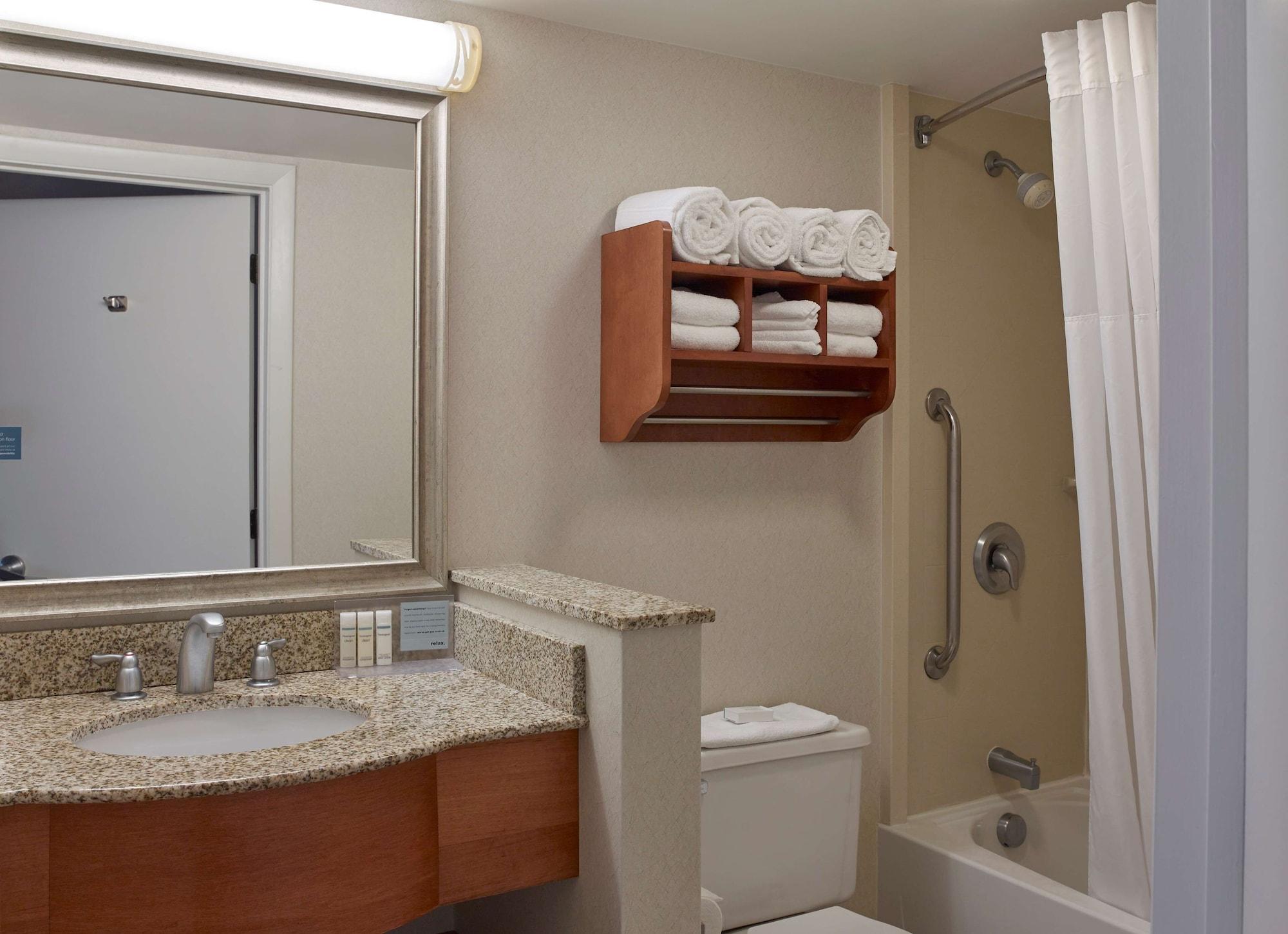 Hampton Inn Portland-Airport South Portland Exteriér fotografie