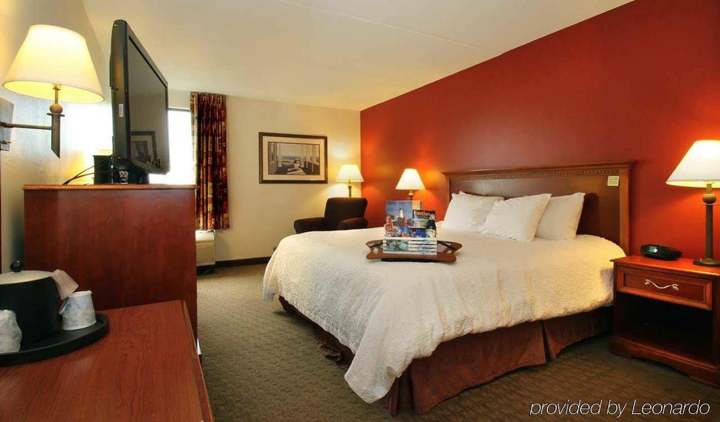 Hampton Inn Portland-Airport South Portland Exteriér fotografie